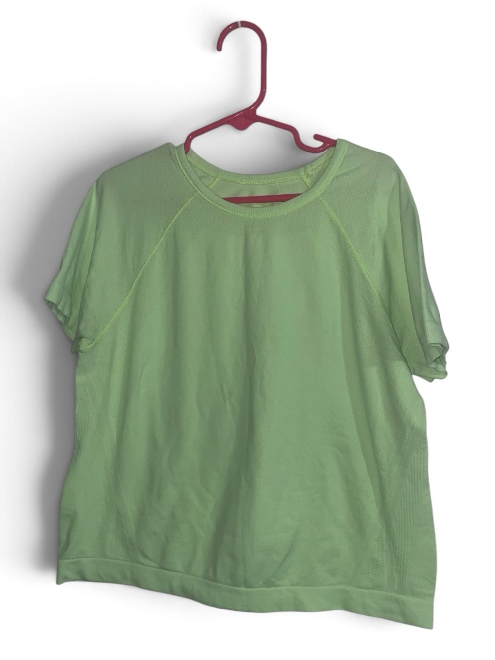 ATHLETA GIRL POWER UP SEAMLESS SPORT LENGTH TEE